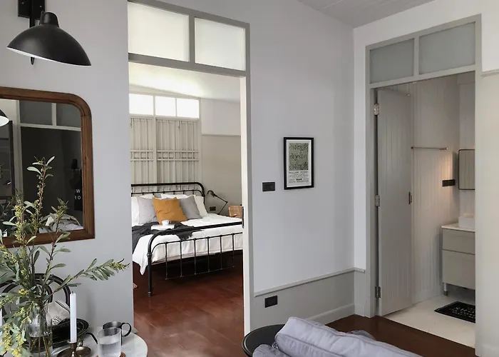 Casa Luna Hostal *